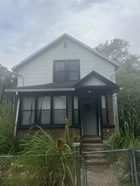 33 N Burdge, Battle Creek, MI 49014