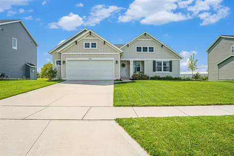 5860 Crossmoor, Caledonia, MI 49316