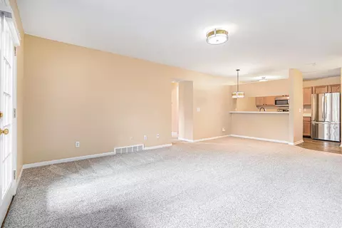 Living - 352 Butler, Marshall, MI 49068 photo 3 of 5