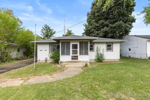 49 47th, Grand Rapids, MI 49548