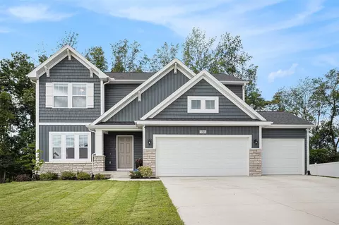 5545 Paxton, Portage, MI 49024