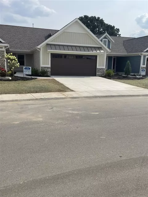 1010 Bellview Mdw #68, Byron Center, MI 49315