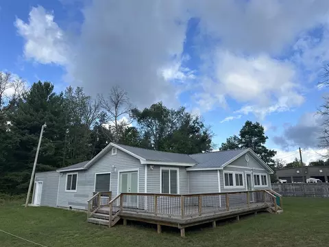 1986 E Lynndon, Idlewild, MI 49642