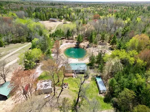 1255 E Chickadee, Luther, MI 49656