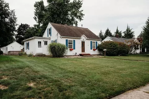 Exterior - 356 Parchmount, Parchment, MI 49004 photo 5 of 21