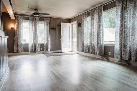 Living - 356 Parchmount, Parchment, MI 49004 photo 3 of 8