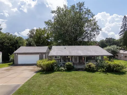58568 Ash, Three Rivers, MI 49093