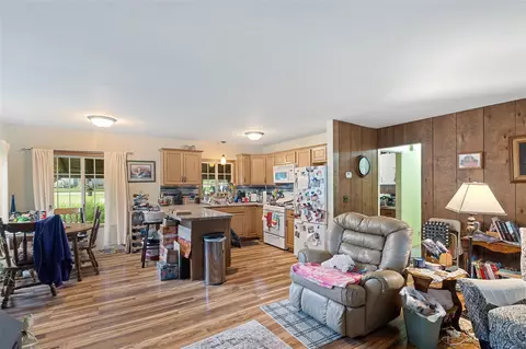 58568 Ash, Three Rivers, MI 49093 photo 10