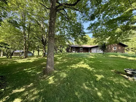 8788 Parker, Manitou Beach, MI 49253