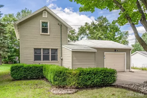 636 S State, Nashville, MI 49073