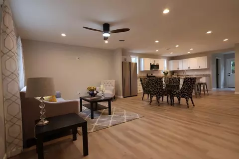 424 Doris, Quincy, MI 49082 photo 2