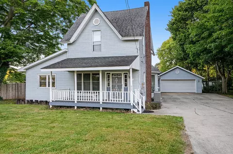 813 Park Shr, Cassopolis, MI 49031
