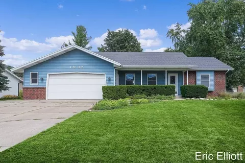 1937 Mulberry, Jenison, MI 49428