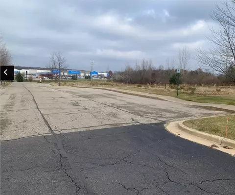Vl W Washington, Greenville, MI 48838