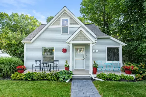 601 Kalamazoo, South Haven, MI 49090