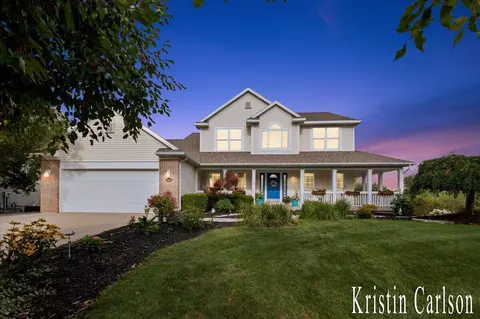 986 Dogwood Mdws, Ada, MI 49301
