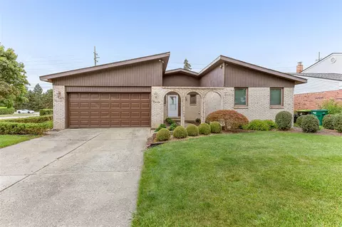 47315 Royal, Macomb, MI 48044