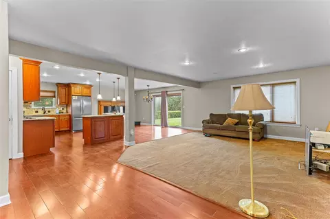 Living - 47315 Royal, Macomb, MI 48044 photo 1 of 3