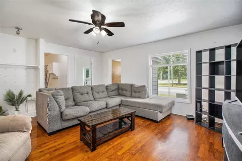 Living - 315 W Allegan, Plainwell, MI 49080 photo 1 of 2