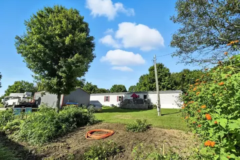 Exterior - 25740 M-60, Cassopolis, MI 49031 photo 1 of 4