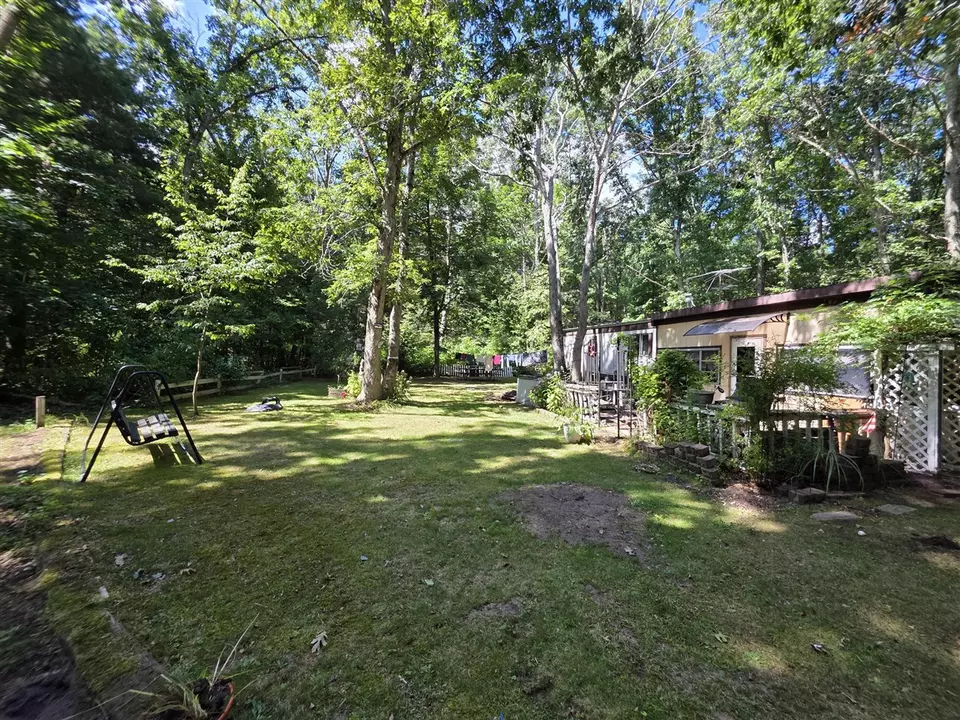 Exterior - 10831 Parkwood, Montague, MI 49437 photo 6 of 7