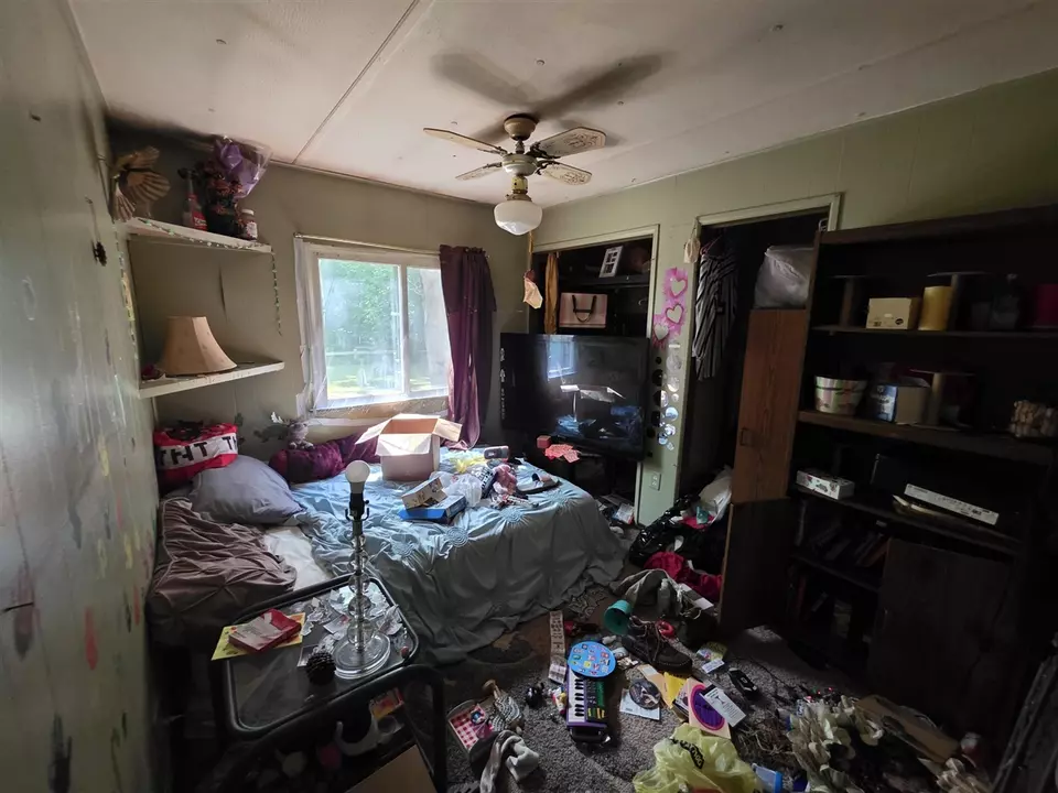 Bedroom - 10831 Parkwood, Montague, MI 49437 photo 3 of 3