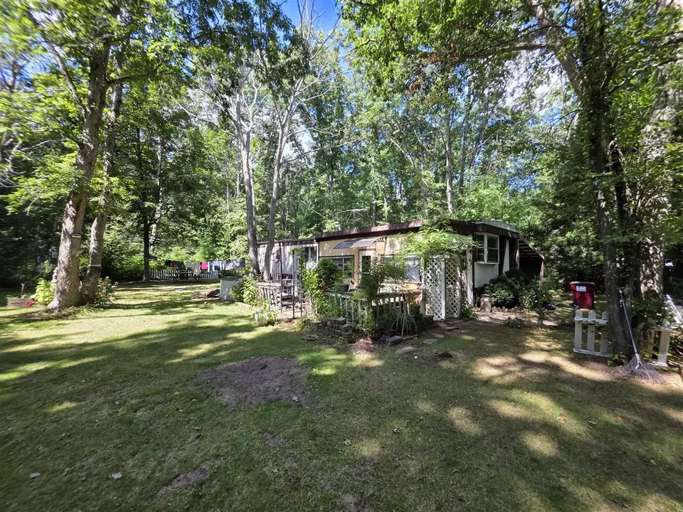 Exterior - 10831 Parkwood, Montague, MI 49437 photo 2 of 7