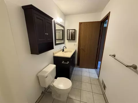412 Bronco, Lansing, MI 48917 photo 21
