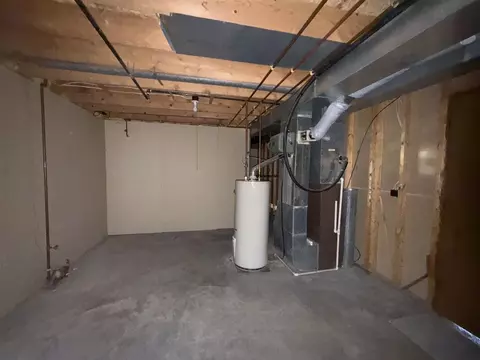 412 Bronco, Lansing, MI 48917 photo 34