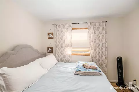 Bedroom - 1890 Coral Rd, Edmore, MI 48829 photo 4 of 5
