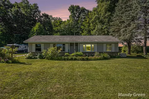Exterior - 1890 Coral Rd, Edmore, MI 48829 photo 2 of 5
