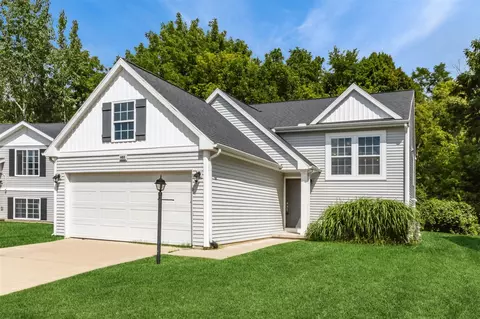 603 Cygnet Lk, Benton Harbor, MI 49022