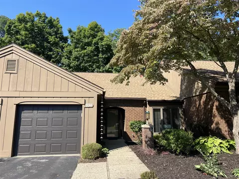 834 Millbridge, Holland, MI 49423