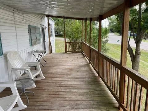 Exterior - 262 E Southern, Coldwater, MI 49036 photo 3 of 3