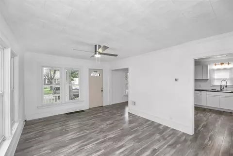 311 Spring, Three Rivers, MI 49093 photo 9