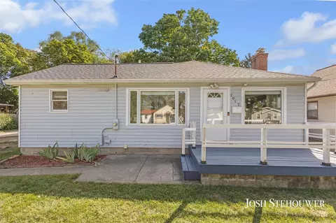 2812 Longstreet, Wyoming, MI 49509