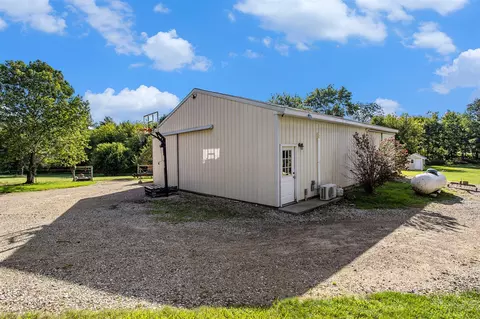 7060 Marshall, Olivet, MI 49076 photo 29