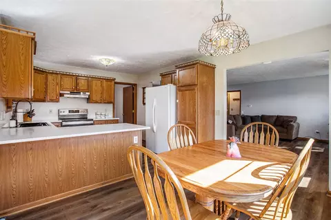 7060 Marshall, Olivet, MI 49076 photo 8