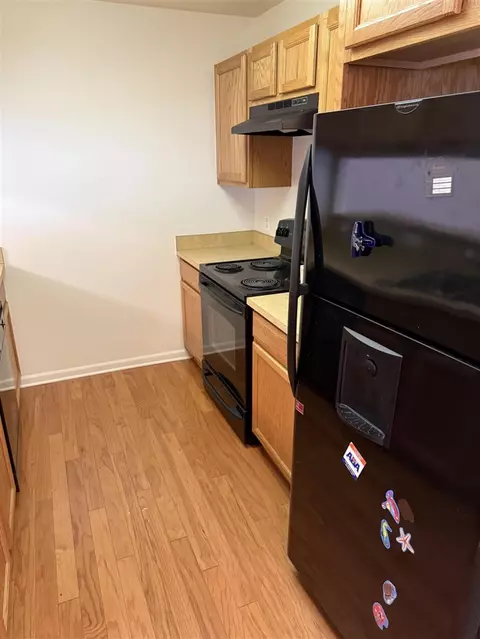 Kitchen - 3244 Whitaker, Melvindale, MI 48122 photo 1 of 2