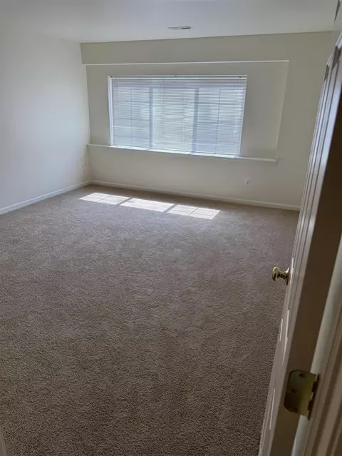 Bedroom - 3244 Whitaker, Melvindale, MI 48122 photo 2 of 2