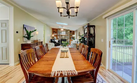 Dining - 11560 Lewis, Plainwell, MI 49080 photo 4 of 5