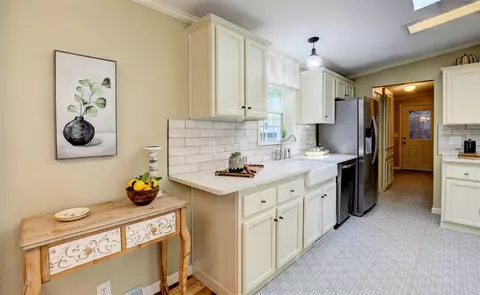 Kitchen - 11560 Lewis, Plainwell, MI 49080 photo 4 of 5