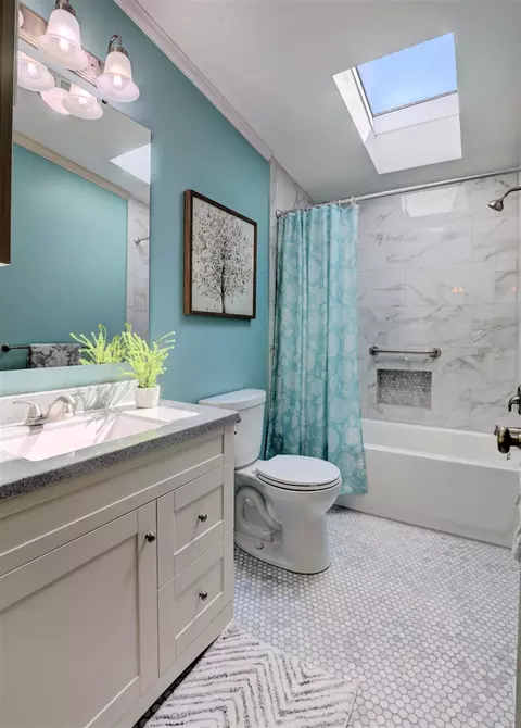 Bath - 11560 Lewis, Plainwell, MI 49080 photo 1 of 3