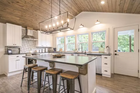 Kitchen - 7 E Beech, Three Oaks, MI 49128 photo 1 of 3