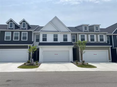 3334 Snake Riv #77, Wyoming, MI 49418