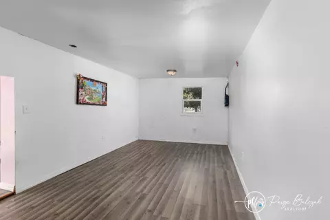 Living - 710 James, Belding, MI 48809 photo 3 of 3