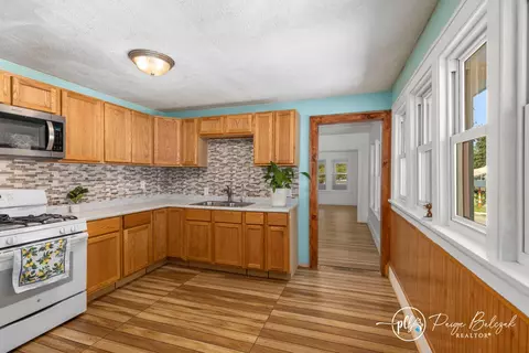 Kitchen - 710 James, Belding, MI 48809 photo 1 of 2
