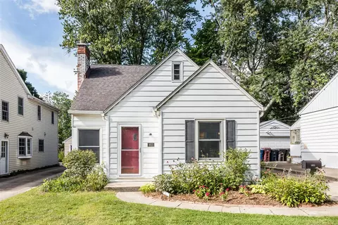 1621 S Ann, Arbor, MI 48104