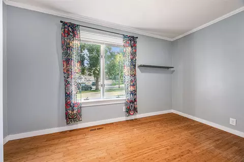130 E Glenguile, Parchment, MI 49004 photo 10