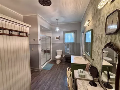 Bath - 52655 Nottawa, Mendon, MI 49072 photo 2 of 5